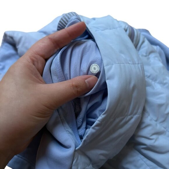 Lululemon Down For It All Vest Women Size 8 - Picture 4 of 4